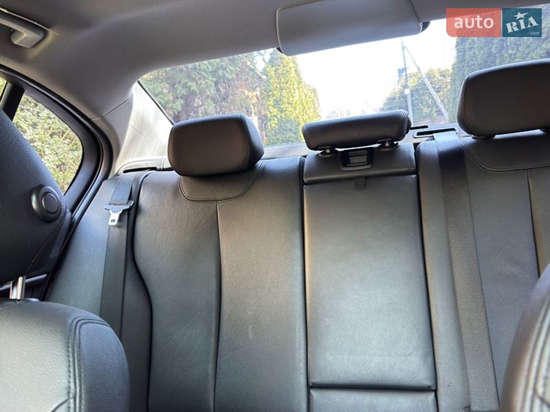 Седан BMW 3 Series 2014 в Киеве фото 12 Седан BMW 3 Series 2014 в Киеве