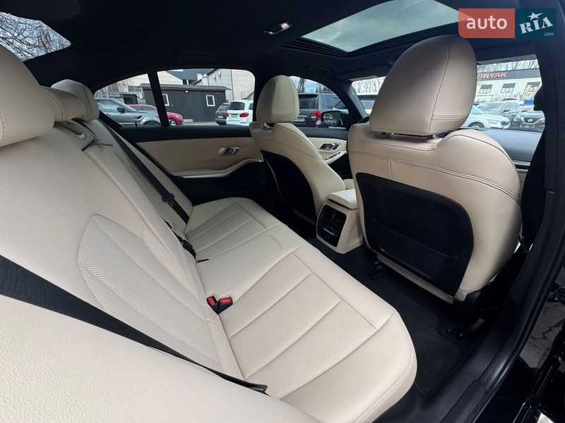 Седан BMW 3 Series 2023 в Виннице