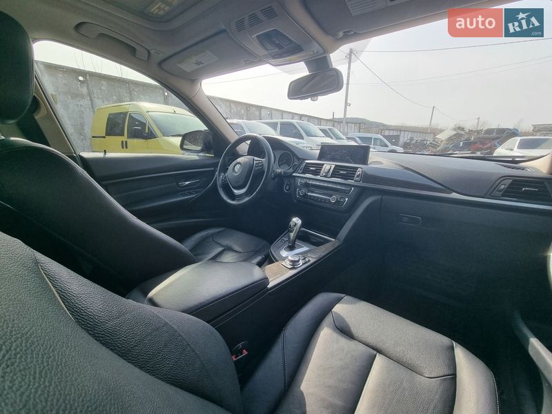 Седан BMW 3 Series 2013 в Кременце