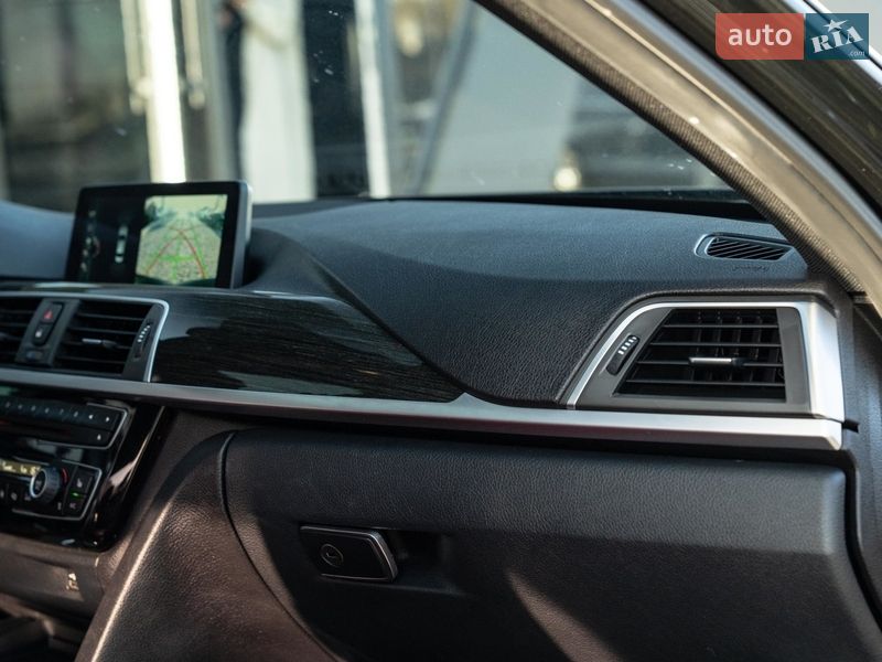 Седан BMW 3 Series 2016 в Черновцах фото 31 Седан BMW 3 Series 2016 в Черновцах