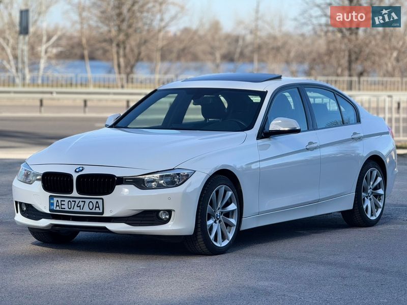 Седан BMW 3 Series 2015 в Днепре