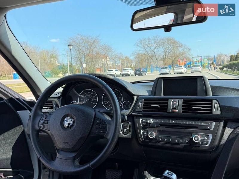 Седан BMW 3 Series 2013 в Измаиле