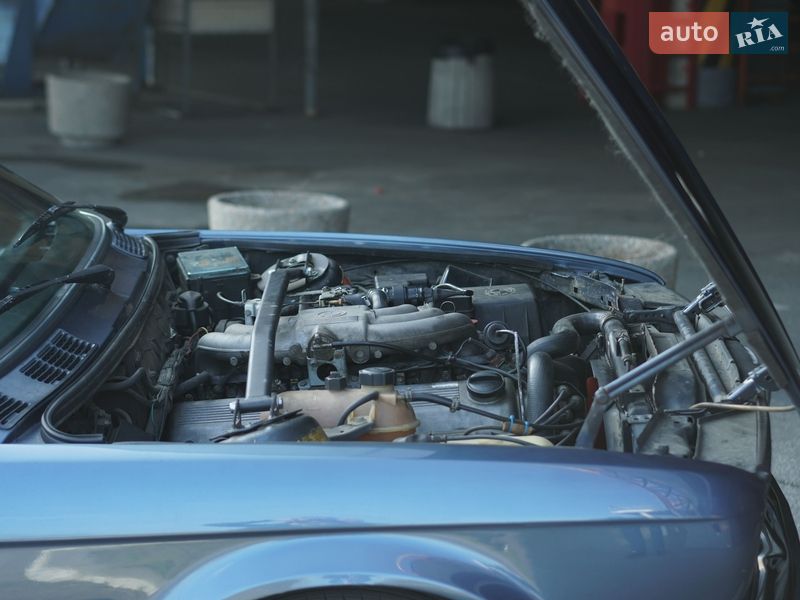 Седан BMW 3 Series 1985 в Киеве