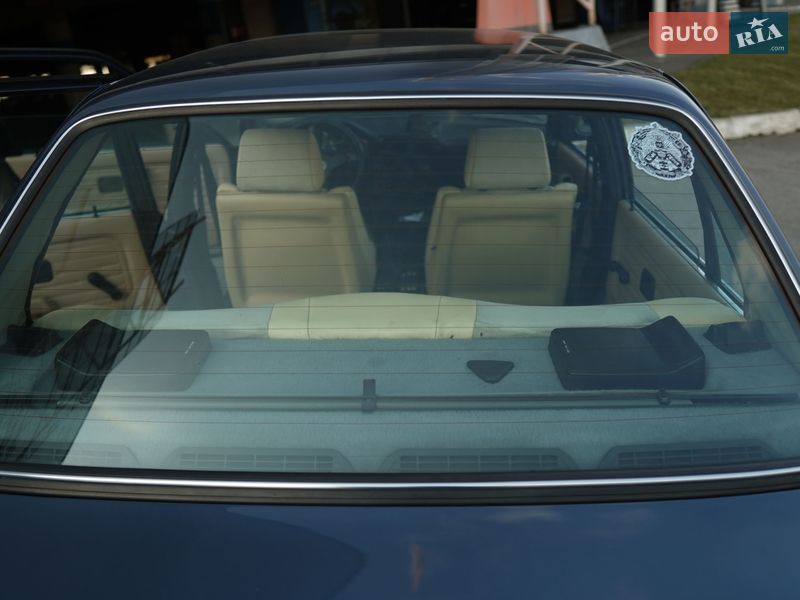 Седан BMW 3 Series 1985 в Киеве