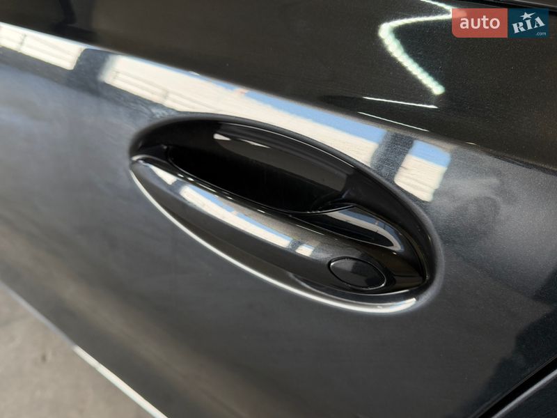 Седан BMW 3 Series 2019 в Одесі