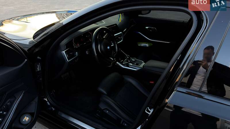 Седан BMW 3 Series 2020 в Киеве