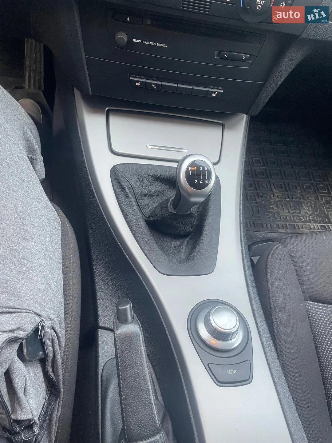 BMW 3 Series 2006 VIN WBAVU31050KY27908 фото оголошення 10 з 18