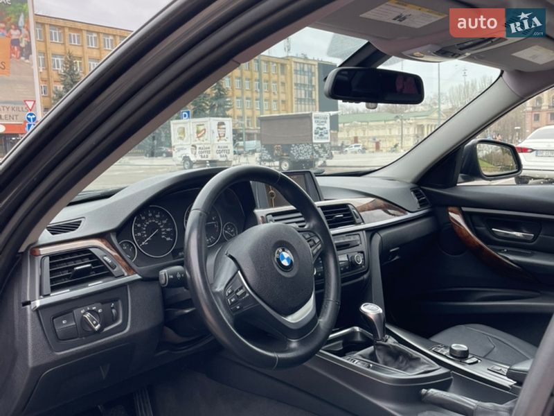 Седан BMW 3 Series 2014 в Николаеве фото 6 Седан BMW 3 Series 2014 в Николаеве