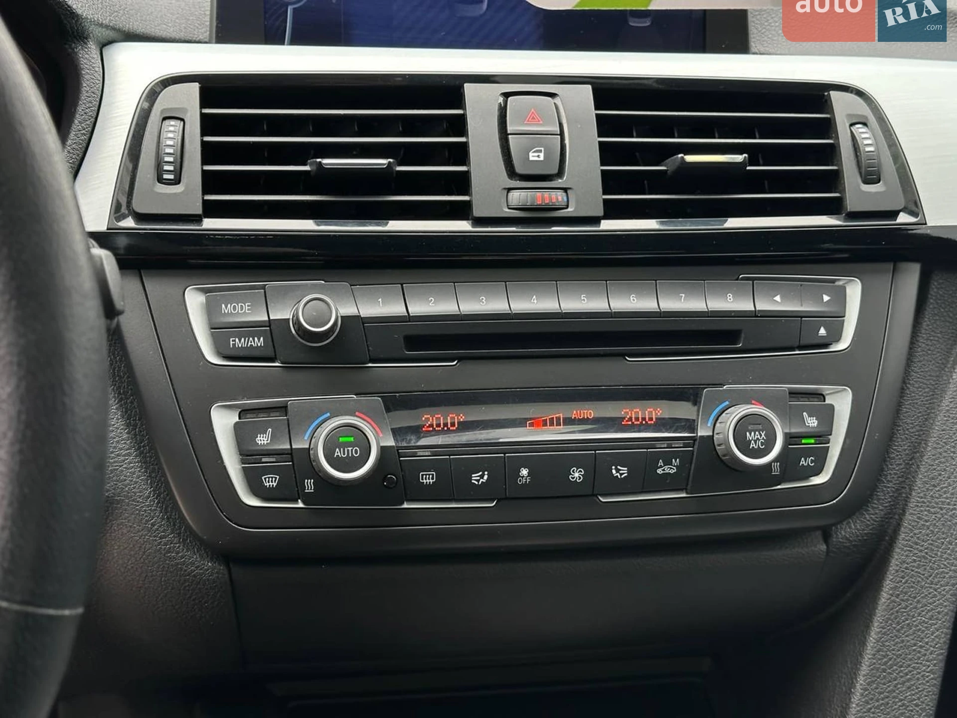2012 BMW 3er - мініатюра 23