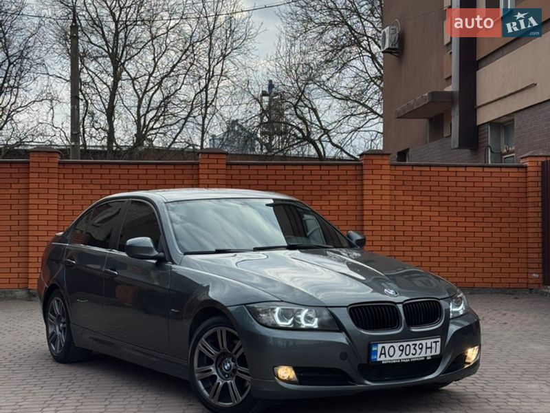 Седан BMW 3 Series 2009 в Хмельницком