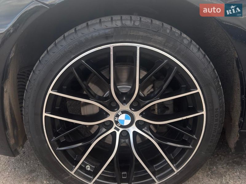 Седан BMW 3 Series 2012 в Ивано-Франковске