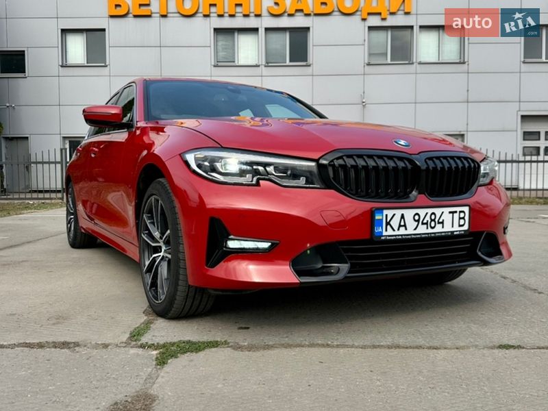 Седан BMW 3 Series 2022 в Киеве