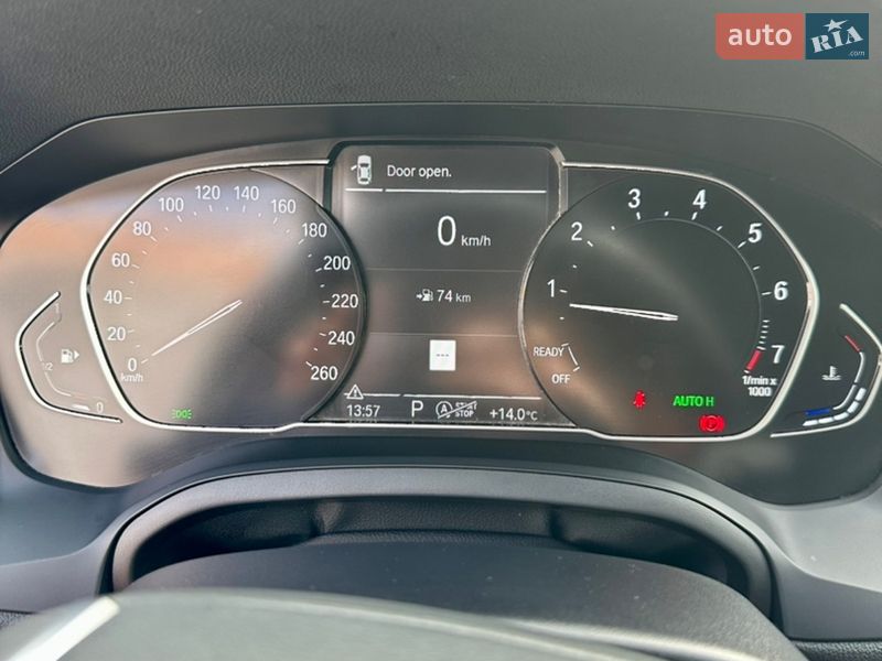 Седан BMW 3 Series 2022 в Киеве