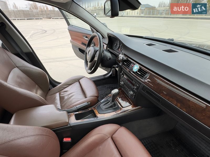 Седан BMW 3 Series 2007 в Киеве