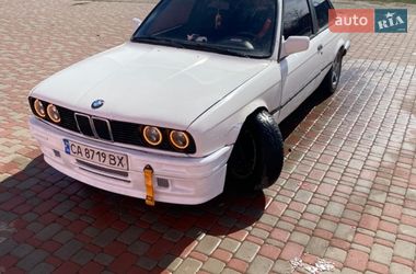 Купе BMW 3 Series 1983 в Миргороде