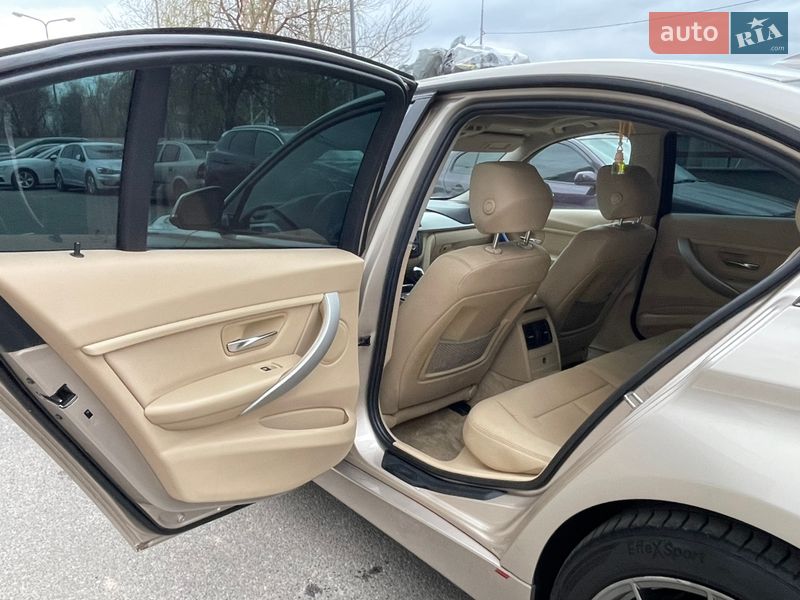 Седан BMW 3 Series 2012 в Киеве