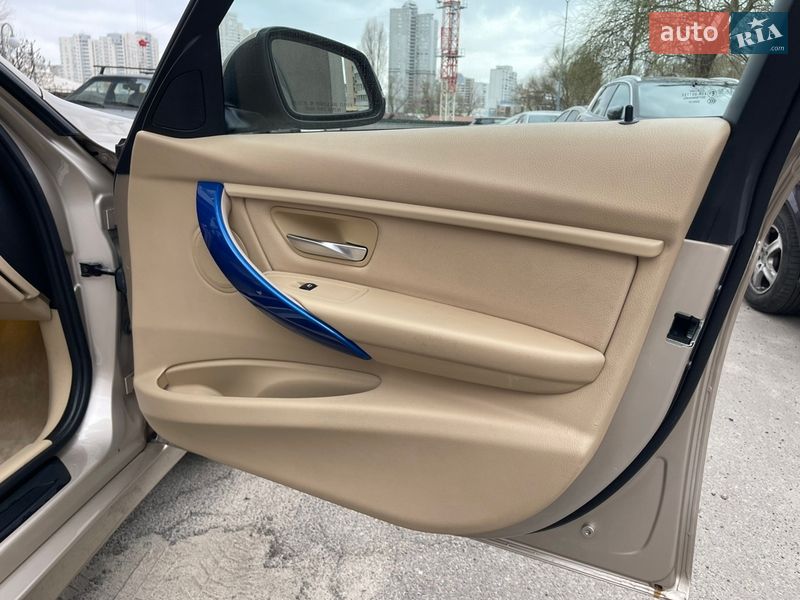 Седан BMW 3 Series 2012 в Киеве