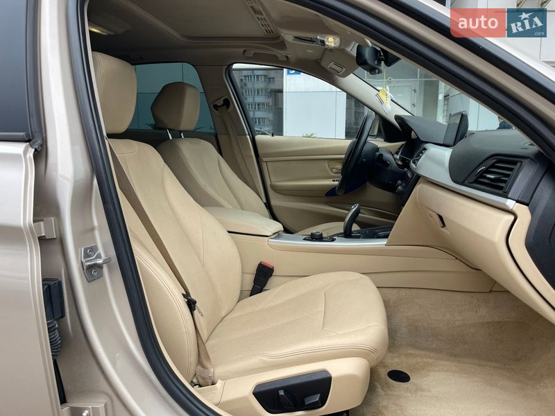 Седан BMW 3 Series 2012 в Киеве
