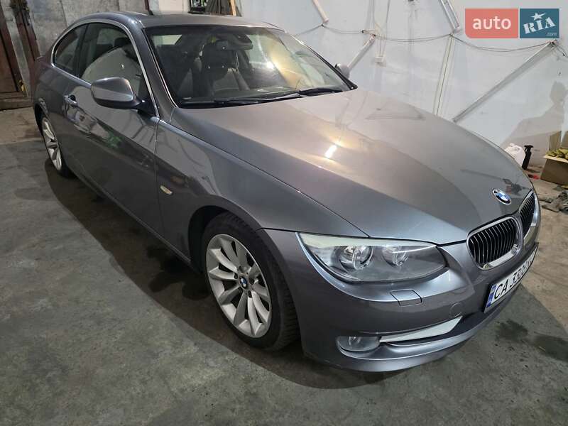 Купе BMW 3 Series 2010 в Киеве фото Купе BMW 3 Series 2010 в Киеве