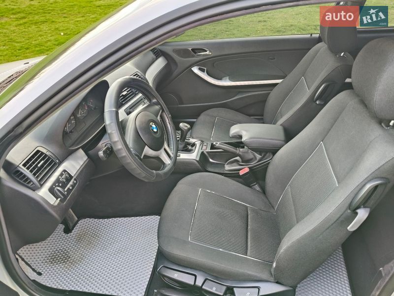 Купе BMW 3 Series 2004 в Запорожье