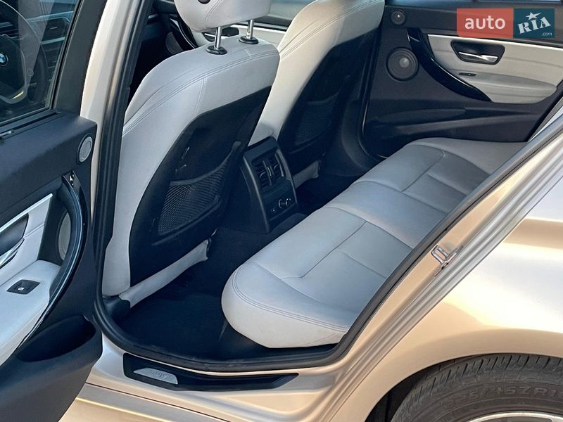 Седан BMW 3 Series 2013 в Одессе
