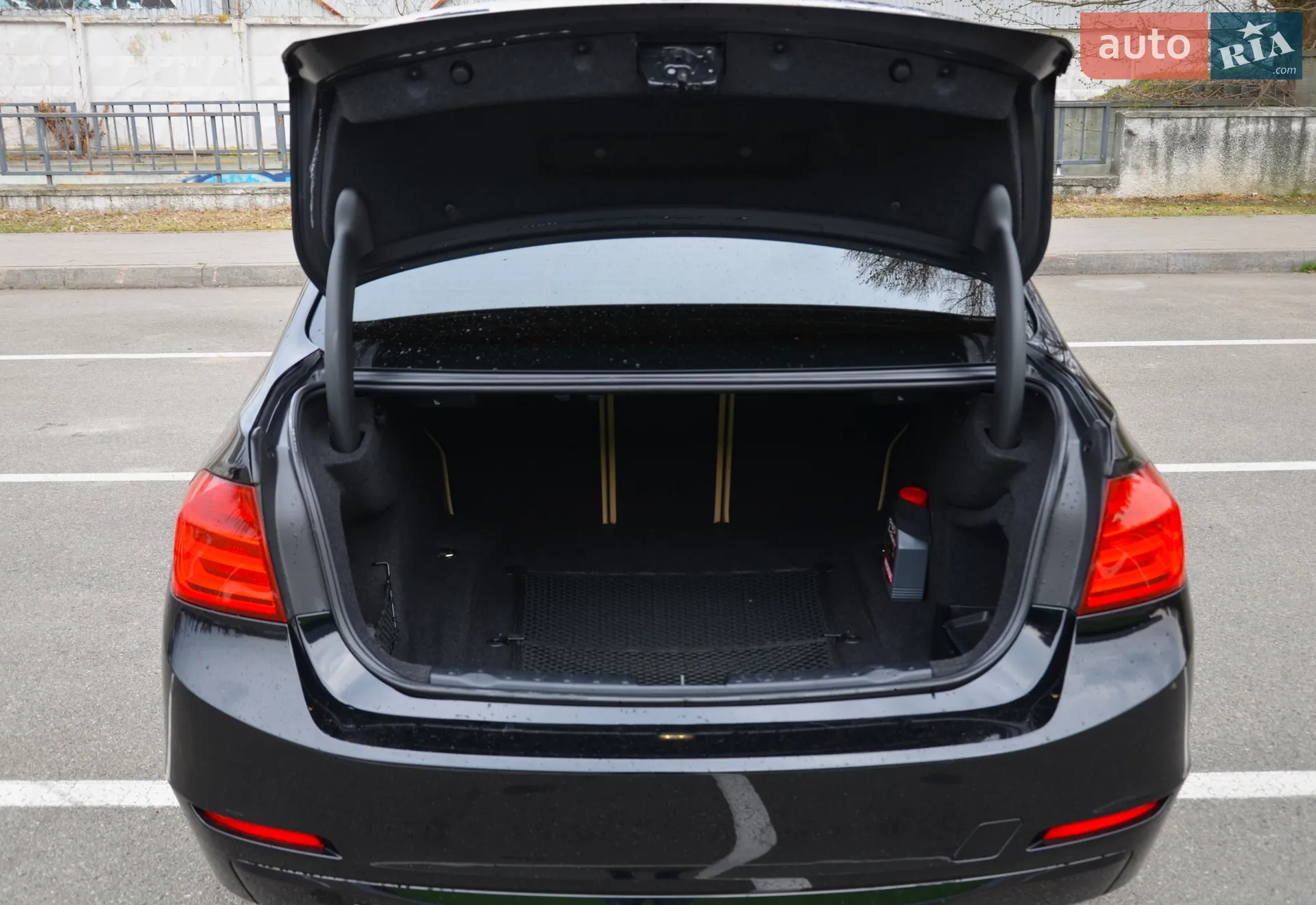 2012 BMW 3er - мініатюра 39
