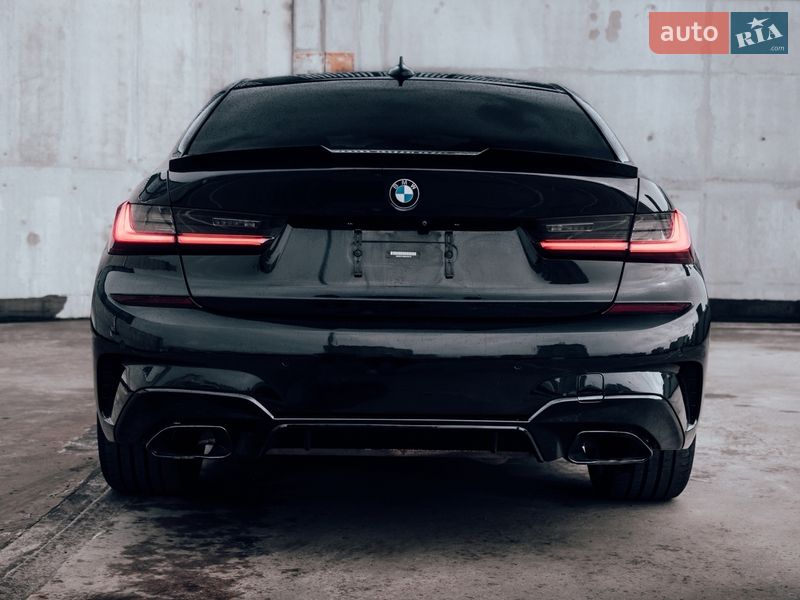 Седан BMW 3 Series 2019 в Киеве