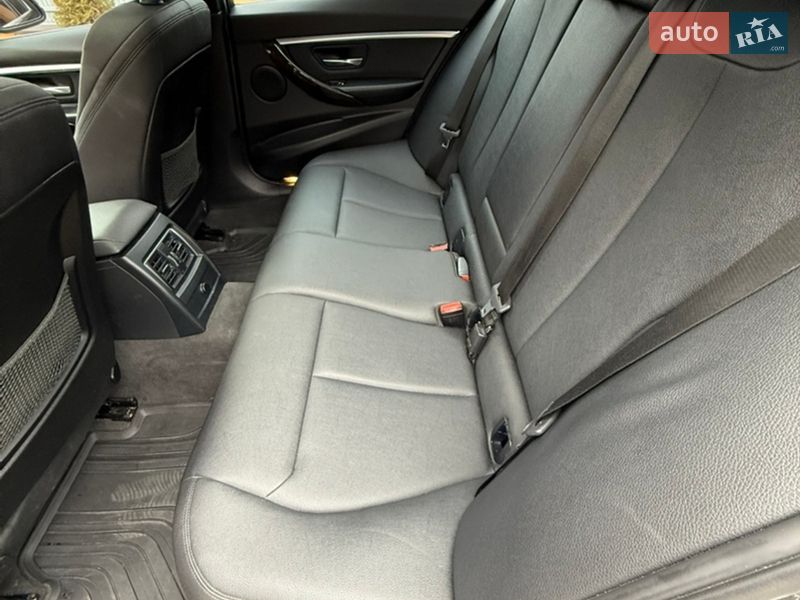 Седан BMW 3 Series 2017 в Фастові