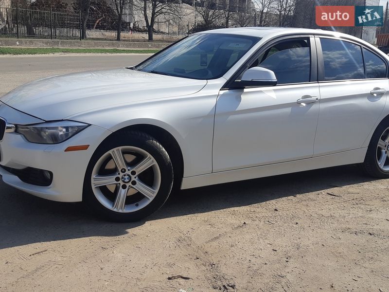 Седан BMW 3 Series 2013 в Корюковке