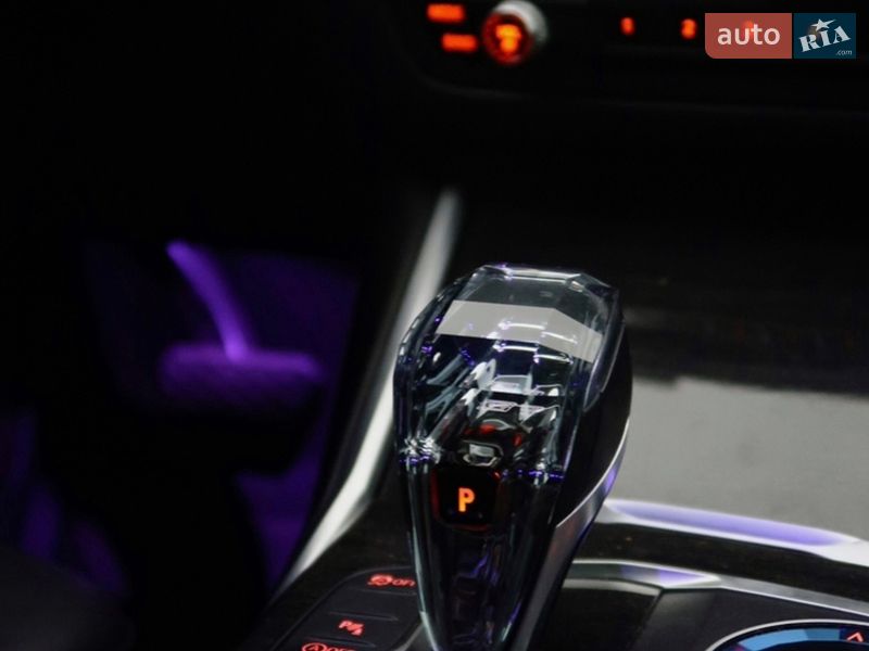 Седан BMW 3 Series 2019 в Харкові