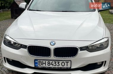 Седан BMW 3 Series 2014 в Чернівцях