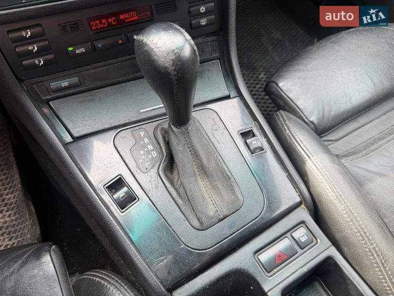 Седан BMW 3 Series 2001 в Харькове