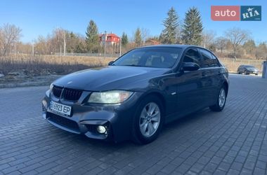 Седан BMW 3 Series 2005 в Ровно