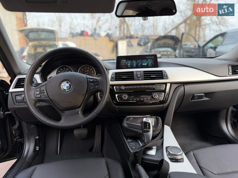 Седан BMW 3 Series 2017 в Лубнах
