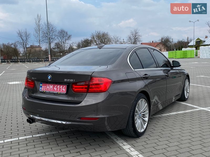 Седан BMW 3 Series 2013 в Коломиї