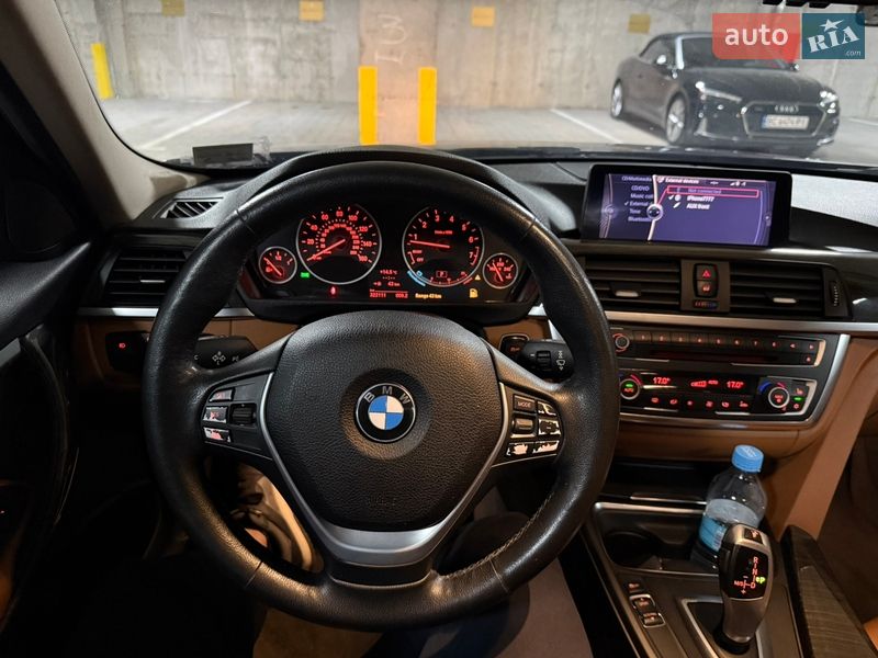 Седан BMW 3 Series 2012 в Тернополі