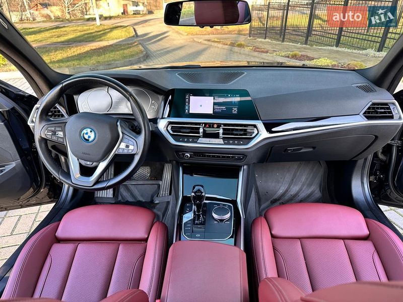 Седан BMW 3 Series 2022 в Киеве фото 35 Седан BMW 3 Series 2022 в Киеве