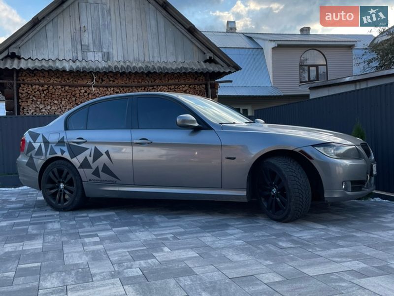 Седан BMW 3 Series 2009 в Ивано-Франковске фото 4 Седан BMW 3 Series 2009 в Ивано-Франковске