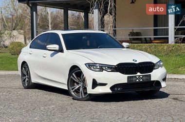 Седан BMW 3 Series 2019 в Львові