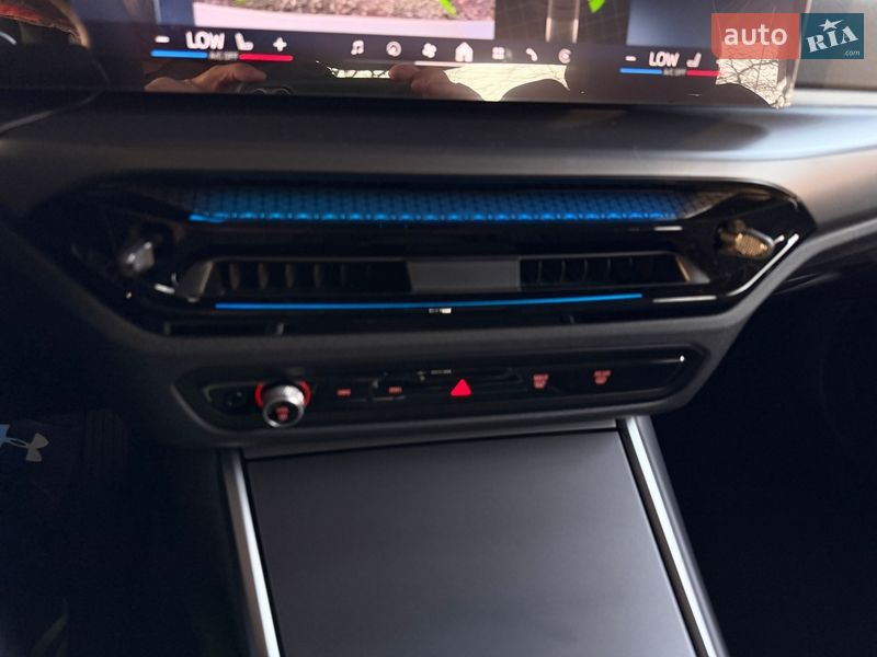 Седан BMW 3 Series 2024 в Трускавце