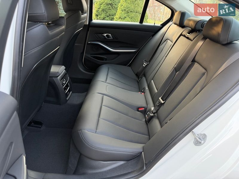 Седан BMW 3 Series 2024 в Трускавце