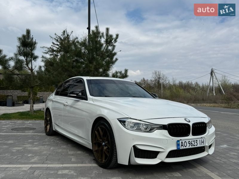 Седан BMW 3 Series 2017 в Ужгороді