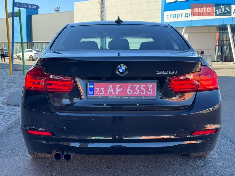 Седан BMW 3 Series 2013 в Киеве