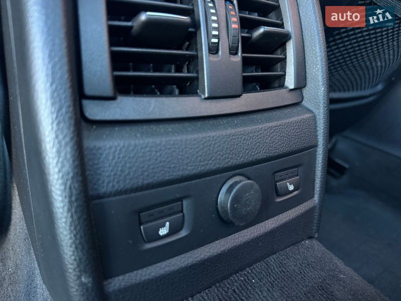 Седан BMW 3 Series 2013 в Киеве