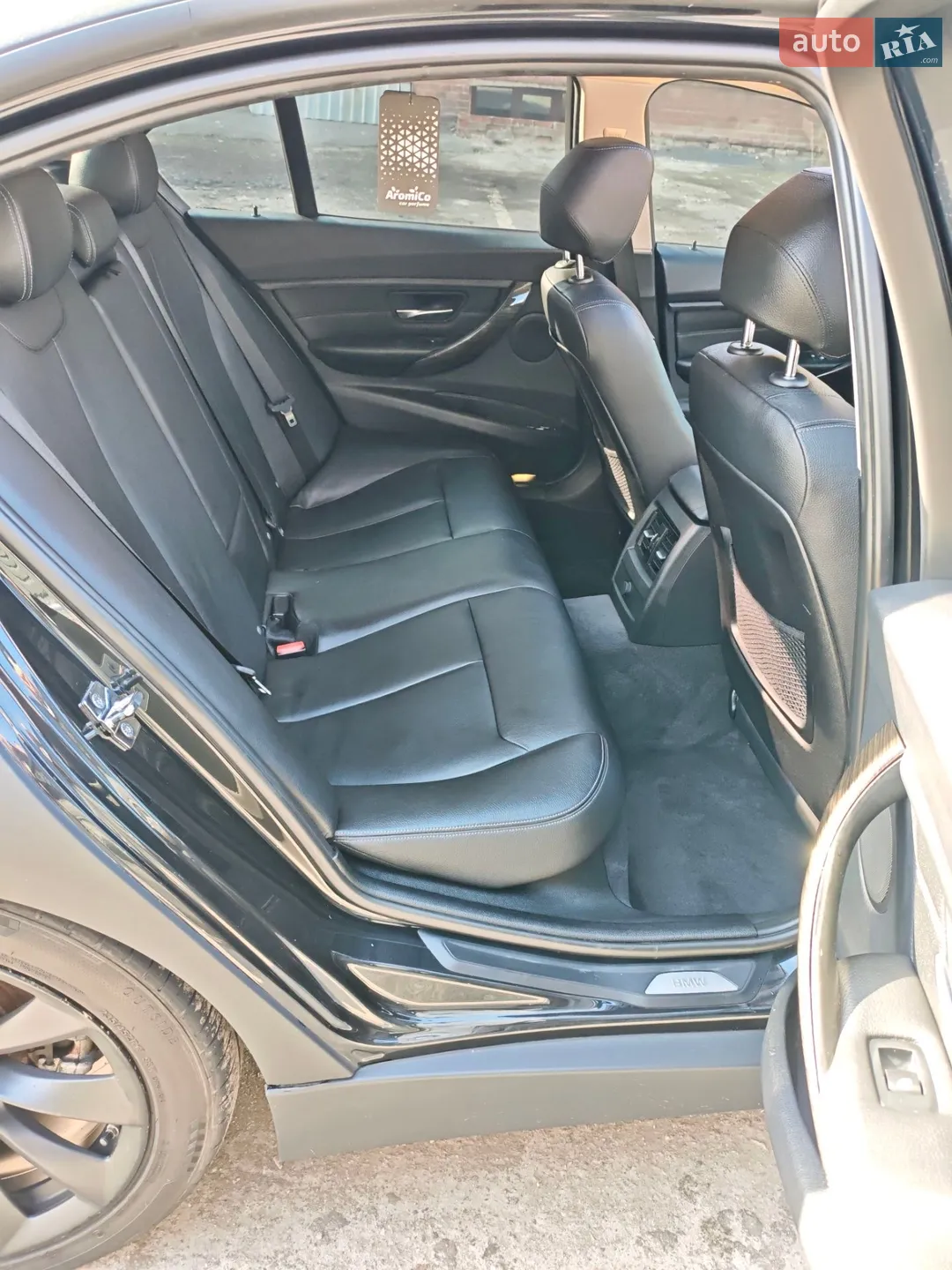 2012 BMW 3er - мініатюра 9