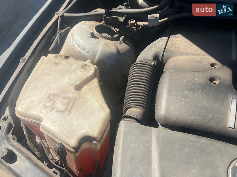 Седан BMW 3 Series 1999 в Кривом Роге