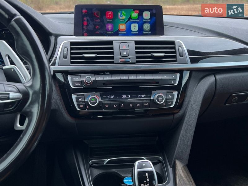 Седан BMW 3 Series 2017 в Ковелі