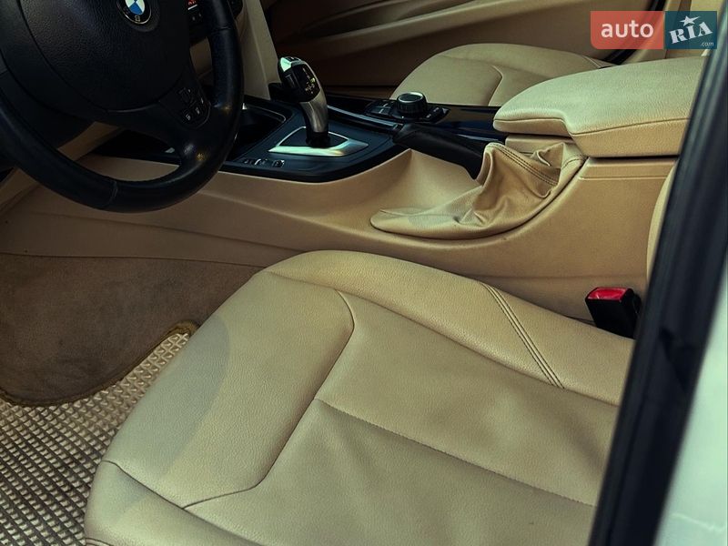 Седан BMW 3 Series 2012 в Киеве фото 13 Седан BMW 3 Series 2012 в Киеве