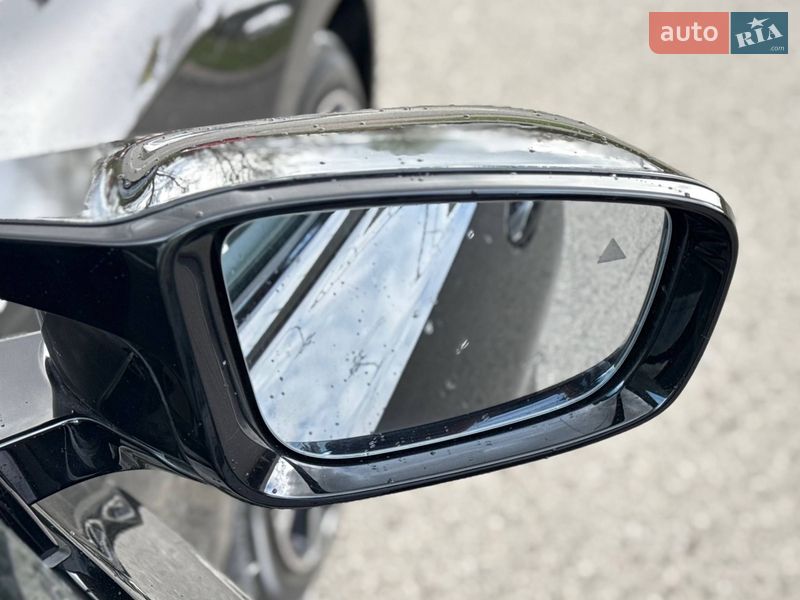 Седан BMW 3 Series 2025 в Киеве