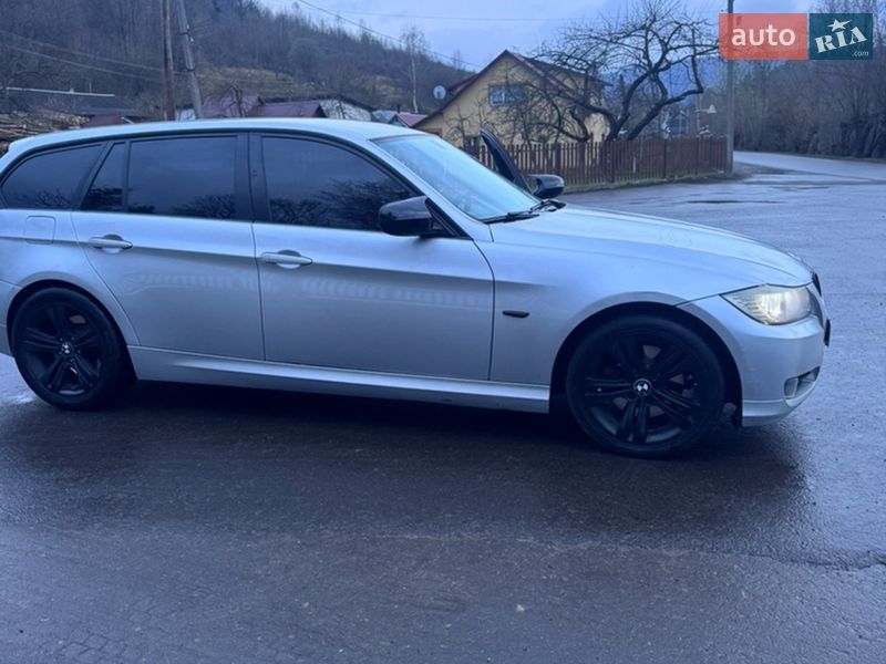 Универсал BMW 3 Series 2010 в Дрогобыче